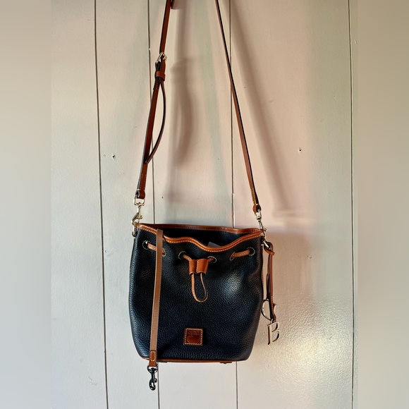 Dooney & Bourke Handbags - Dooney & Bourke Black and Tan Crossbody Bag